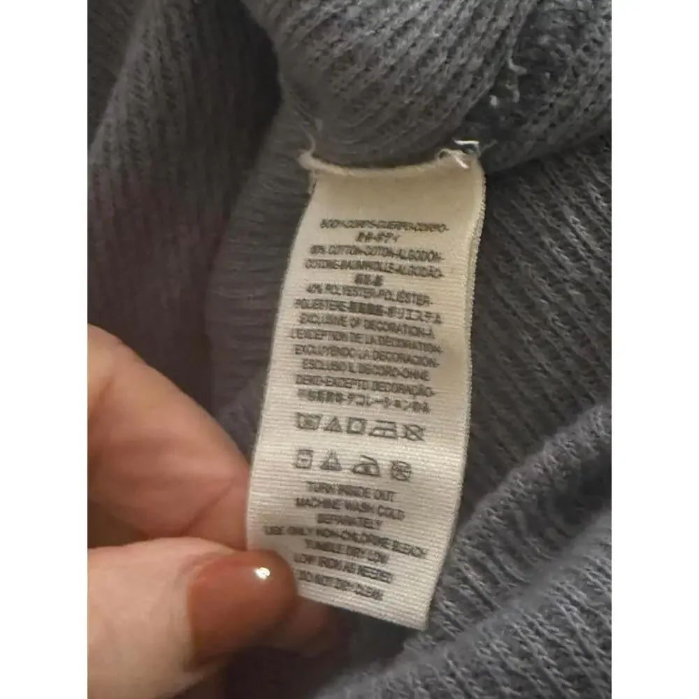 SOLD/NOT AVAILABLE We The Free comfy shirt - Picture 10 of 10